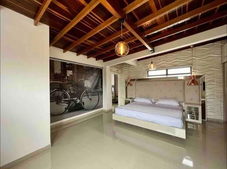 Apartamento Laureles Medellín 0*,  Colombia