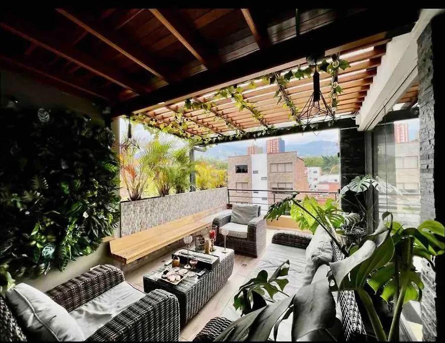 Apartamento Laureles Medellín 0*,  Colombia