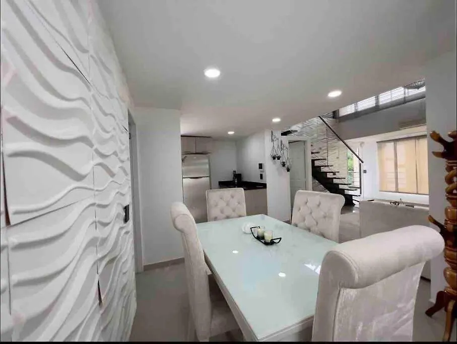 Apartamento Laureles 메딜린 0*,  콜롬비아